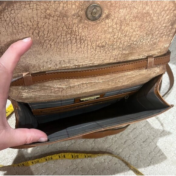 Burberry Vintage Brown Leather Crossbody Bag With Adjustable Strap - Picture 6 of 13